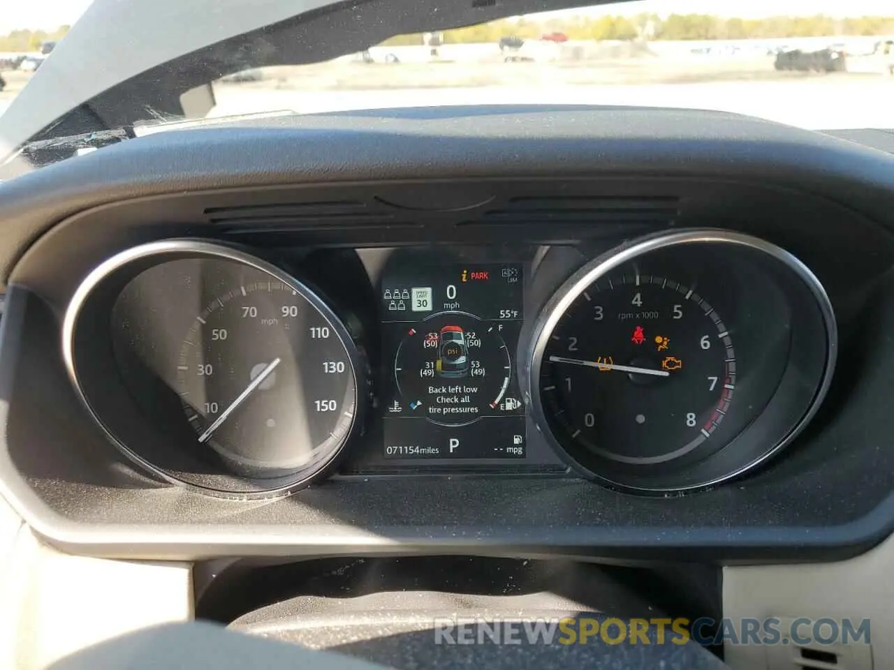 9 Photograph of a damaged car SALRG2RV6K2401047 LAND ROVER DISCOVERY 2019