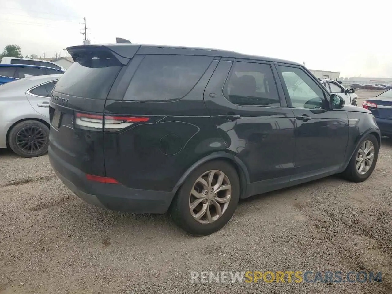 3 Photograph of a damaged car SALRG2RV7KA096244 LAND ROVER DISCOVERY 2019