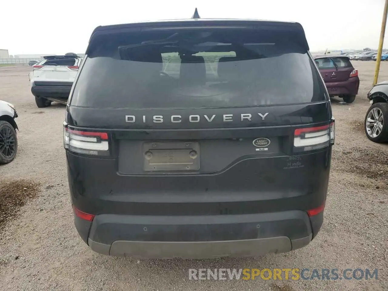 6 Photograph of a damaged car SALRG2RV7KA096244 LAND ROVER DISCOVERY 2019