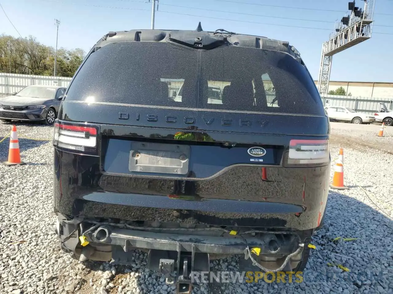 6 Photograph of a damaged car SALRG2RV9K2413967 LAND ROVER DISCOVERY 2019