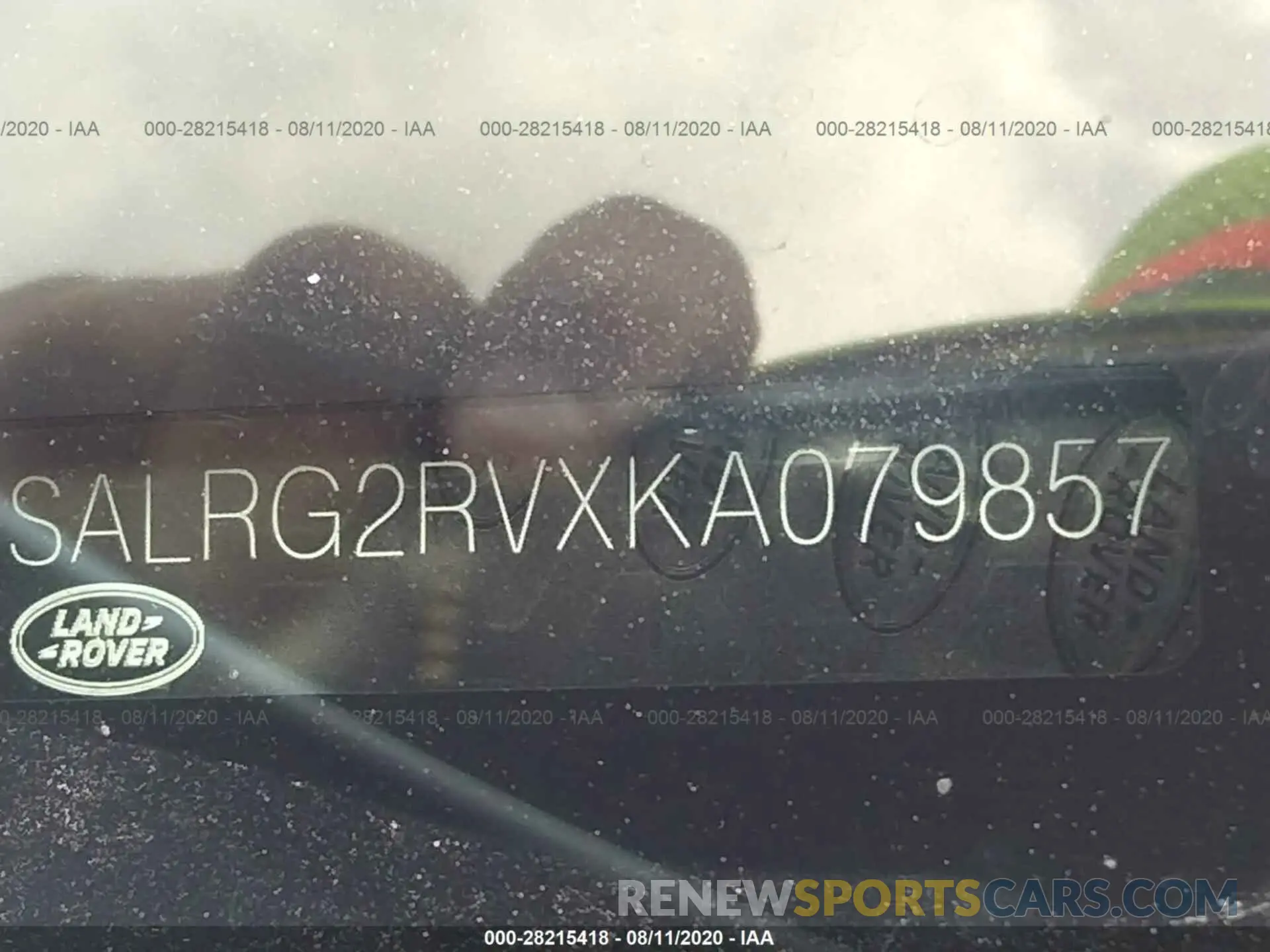 9 Photograph of a damaged car SALRG2RVXKA079857 LAND ROVER DISCOVERY 2019