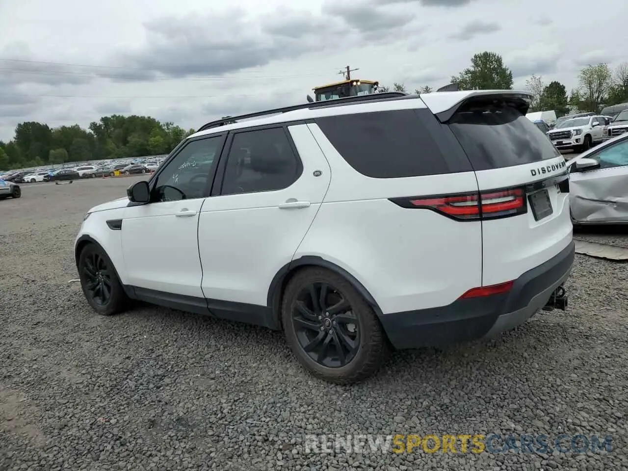 2 Photograph of a damaged car SALRR2RK6K2410654 LAND ROVER DISCOVERY 2019