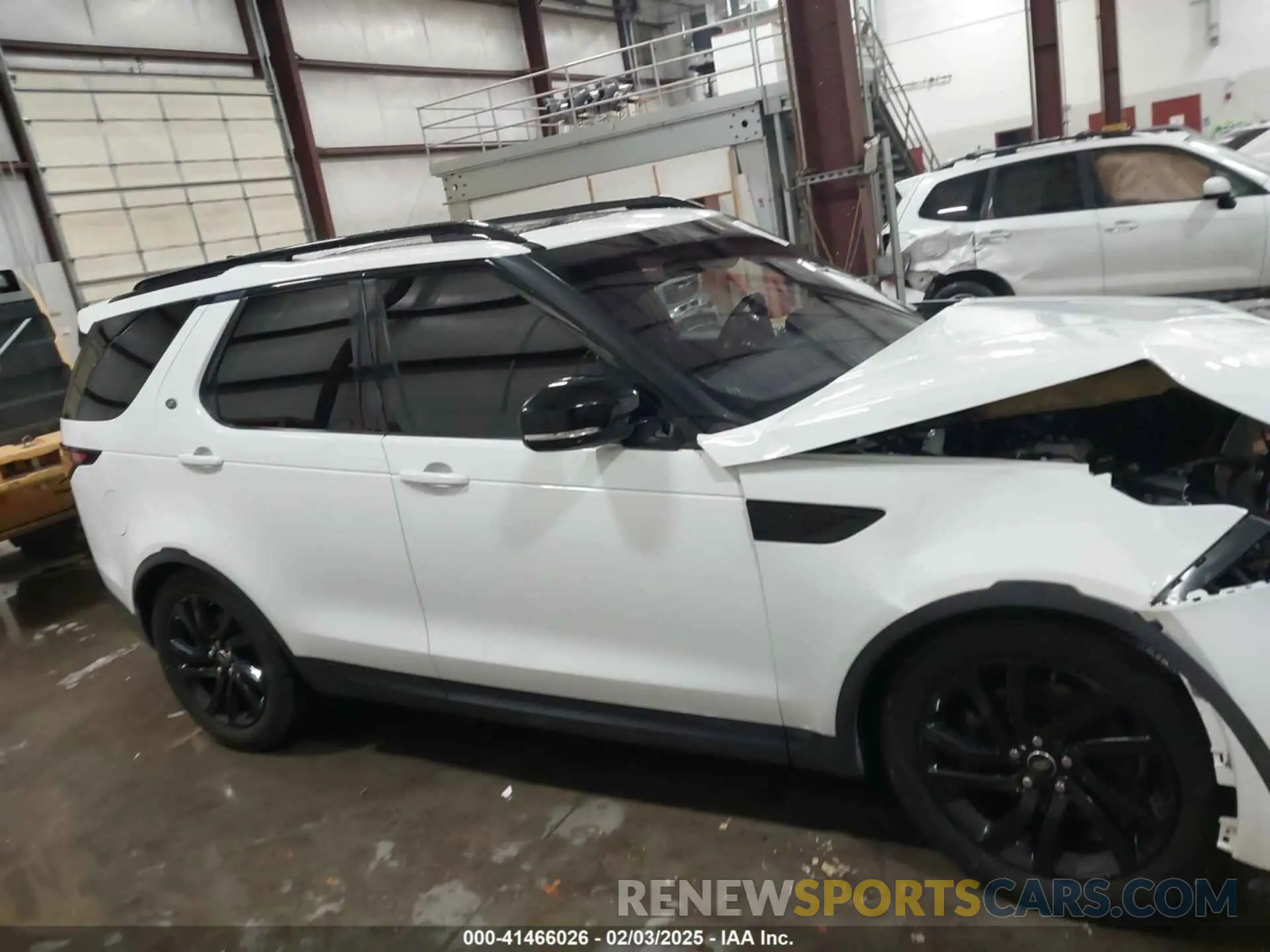 14 Photograph of a damaged car SALRR2RKXK2410737 LAND ROVER DISCOVERY 2019