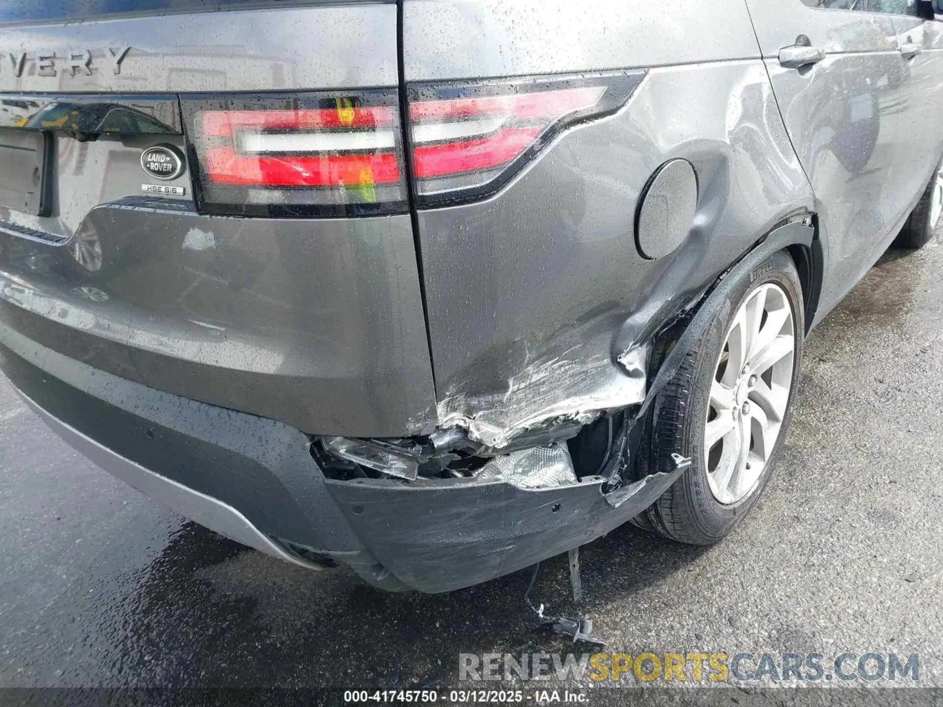 6 Photograph of a damaged car SALRR2RV6K2407117 LAND ROVER DISCOVERY 2019