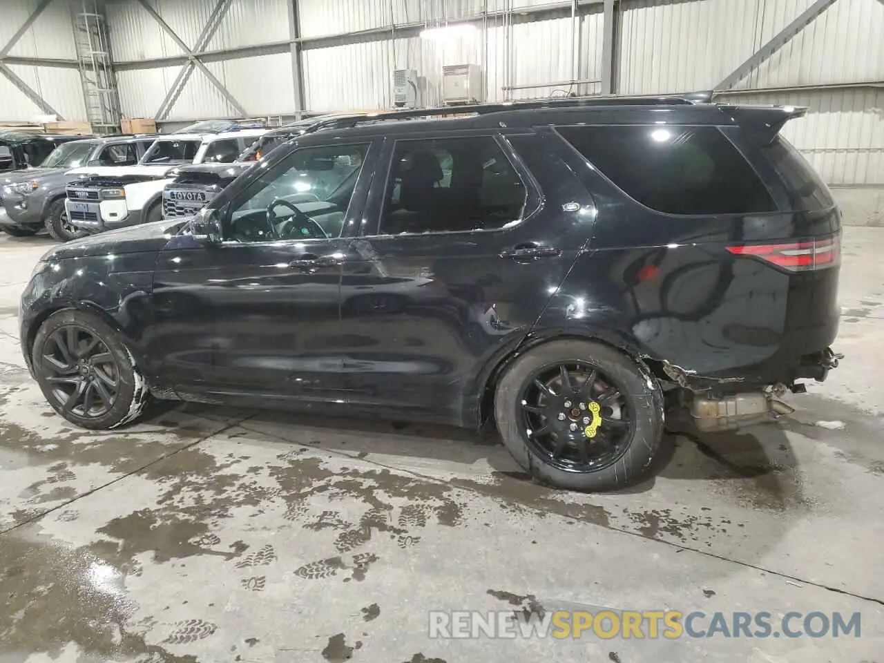 2 Photograph of a damaged car SALRR2RV6KA082801 LAND ROVER DISCOVERY 2019