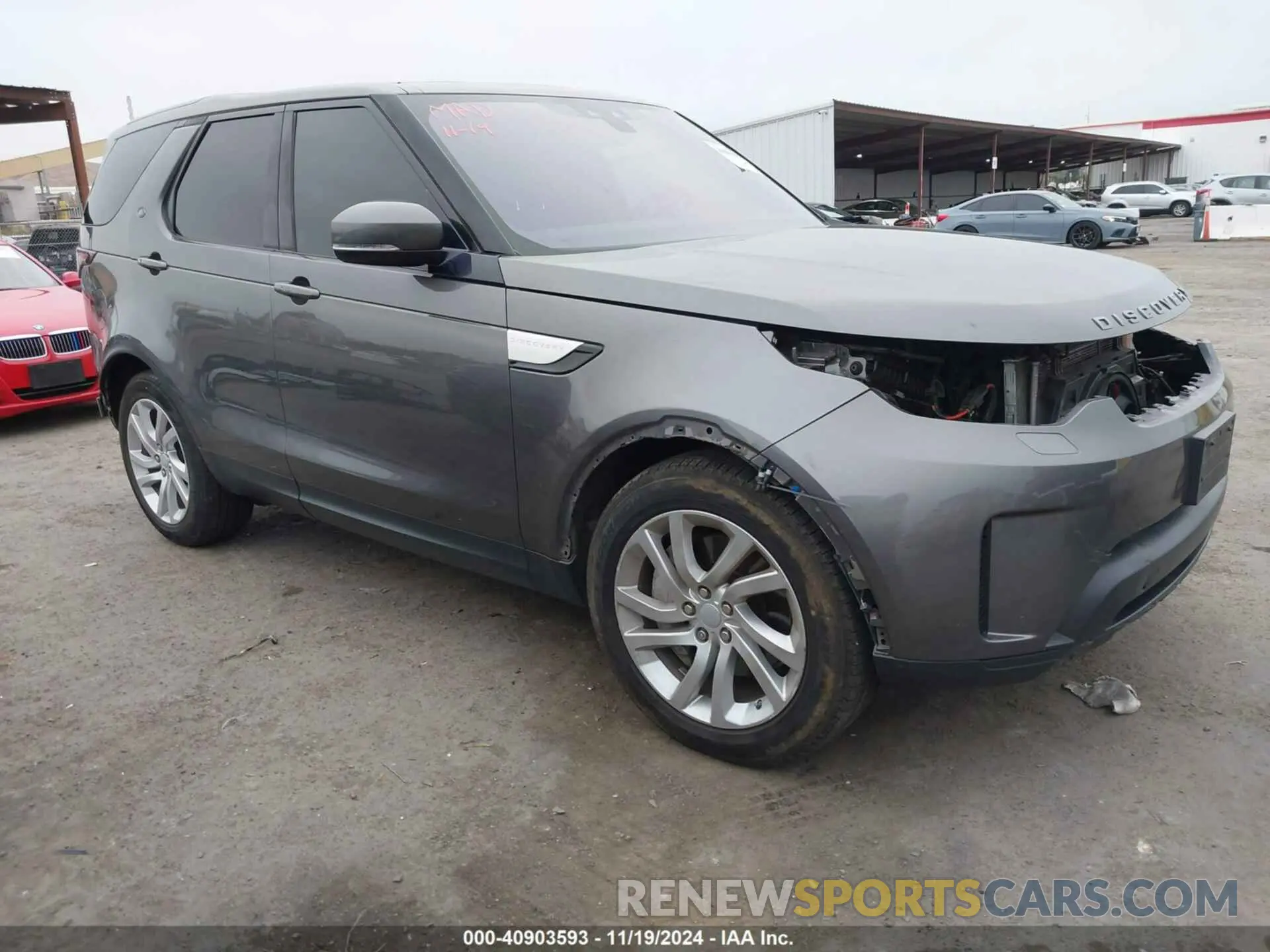 1 Photograph of a damaged car SALRR2RV8K2400167 LAND ROVER DISCOVERY 2019