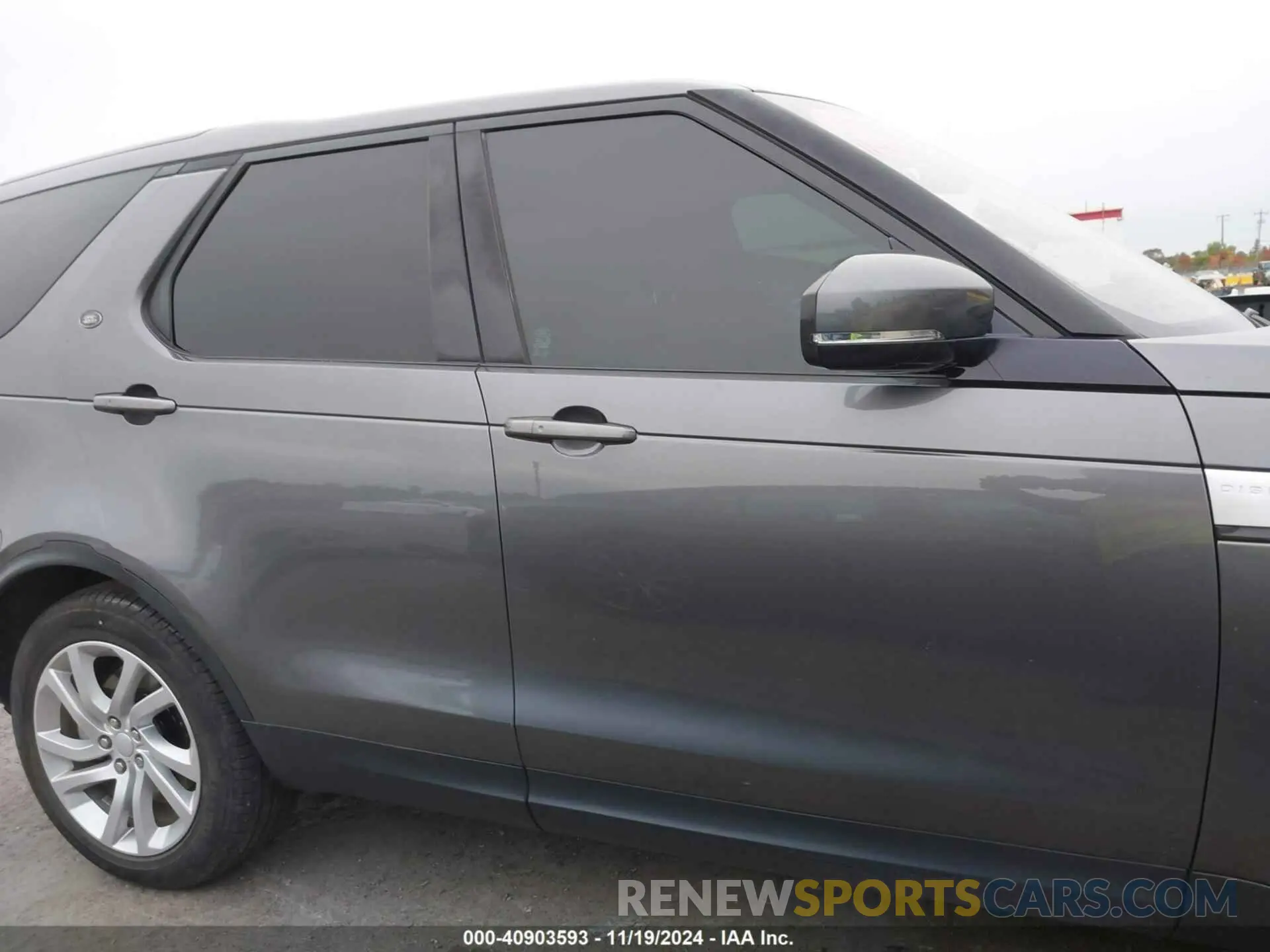 14 Photograph of a damaged car SALRR2RV8K2400167 LAND ROVER DISCOVERY 2019