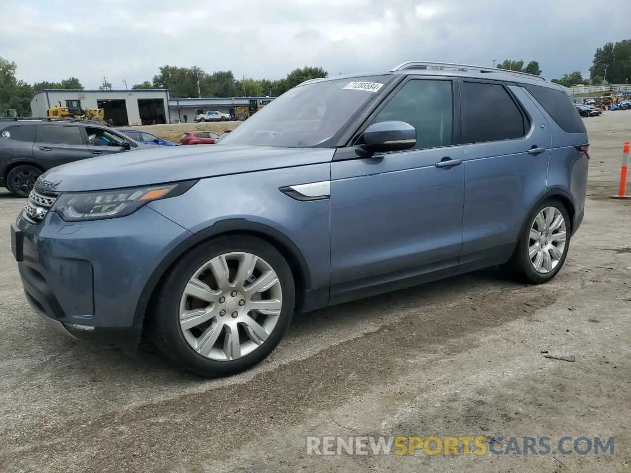 1 Photograph of a damaged car SALRR2RV9K2400467 LAND ROVER DISCOVERY 2019