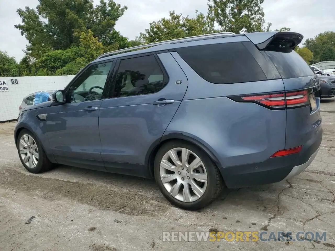 2 Photograph of a damaged car SALRR2RV9K2400467 LAND ROVER DISCOVERY 2019
