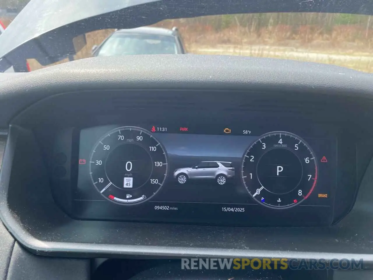 8 Photograph of a damaged car SALRR2RV9K2400954 LAND ROVER DISCOVERY 2019