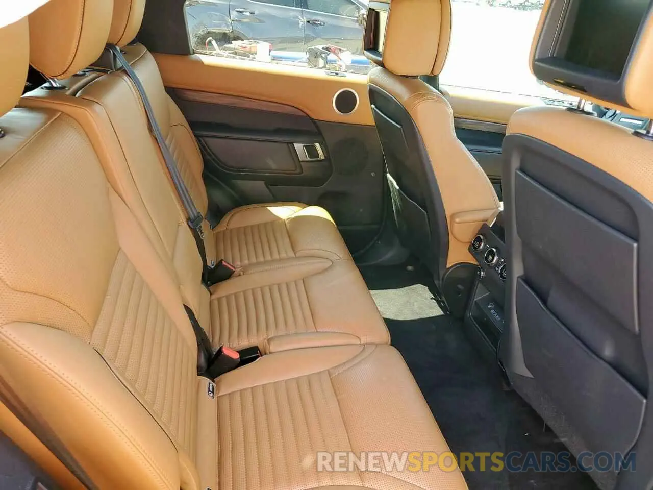 11 Photograph of a damaged car SALRT2RK0K2411719 LAND ROVER DISCOVERY 2019