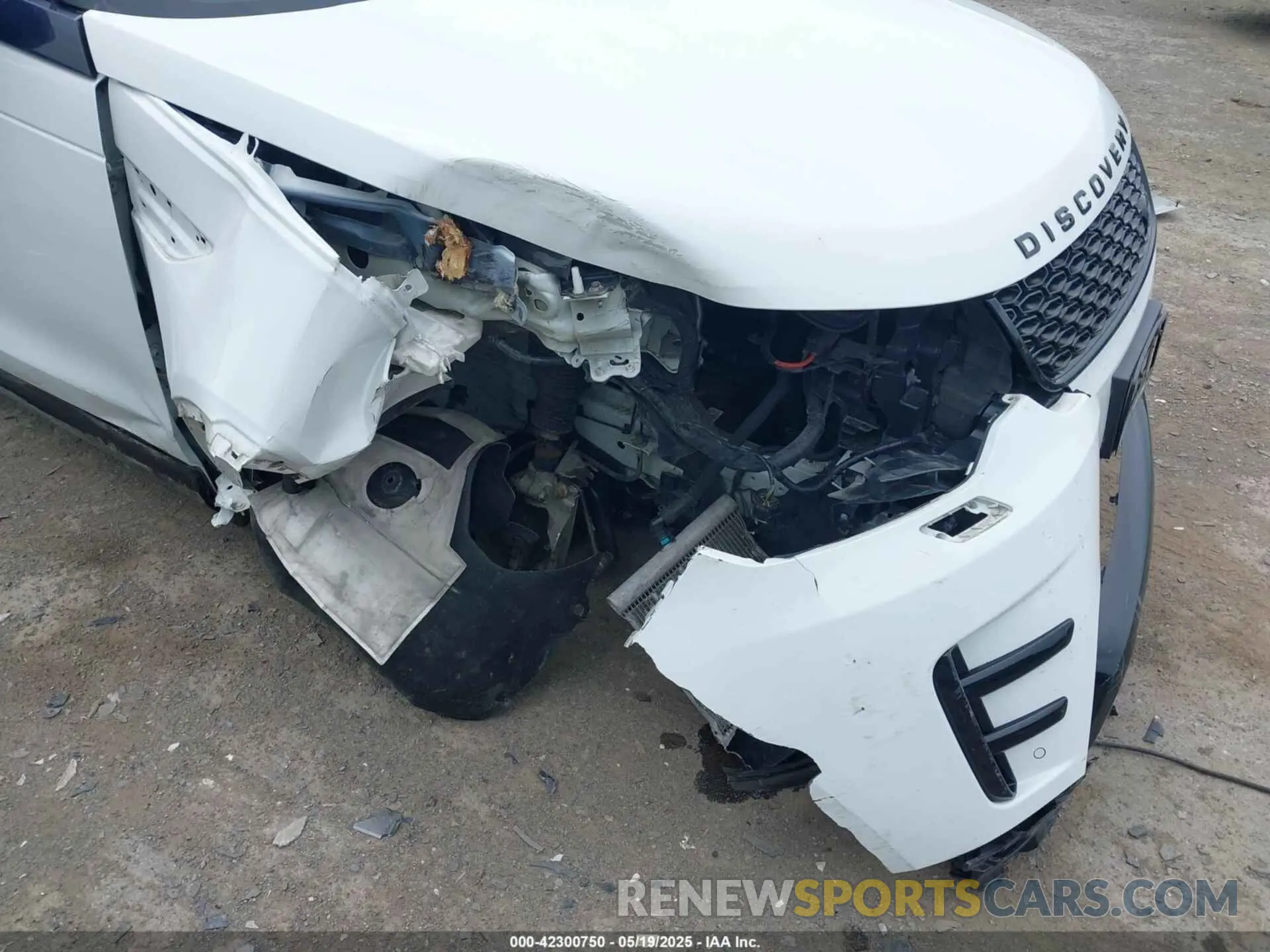 6 Photograph of a damaged car SALRT2RK6K2405598 LAND ROVER DISCOVERY 2019