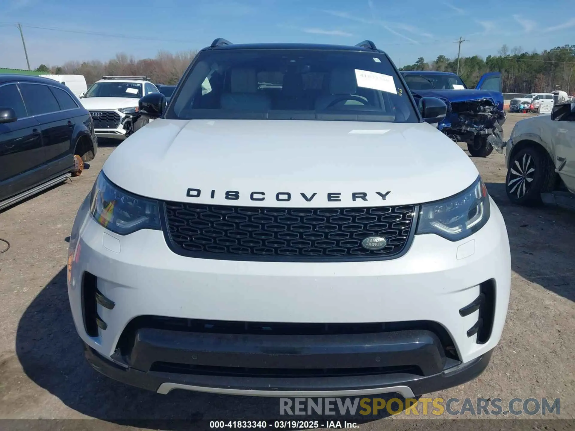 12 Photograph of a damaged car SALRT2RK8KA080555 LAND ROVER DISCOVERY 2019