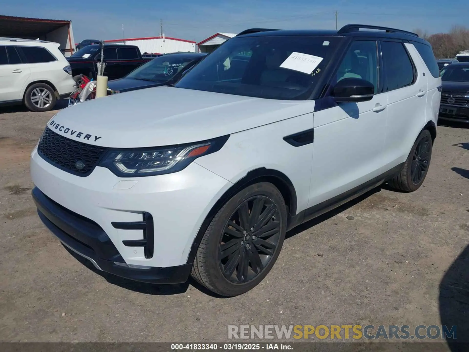 2 Photograph of a damaged car SALRT2RK8KA080555 LAND ROVER DISCOVERY 2019