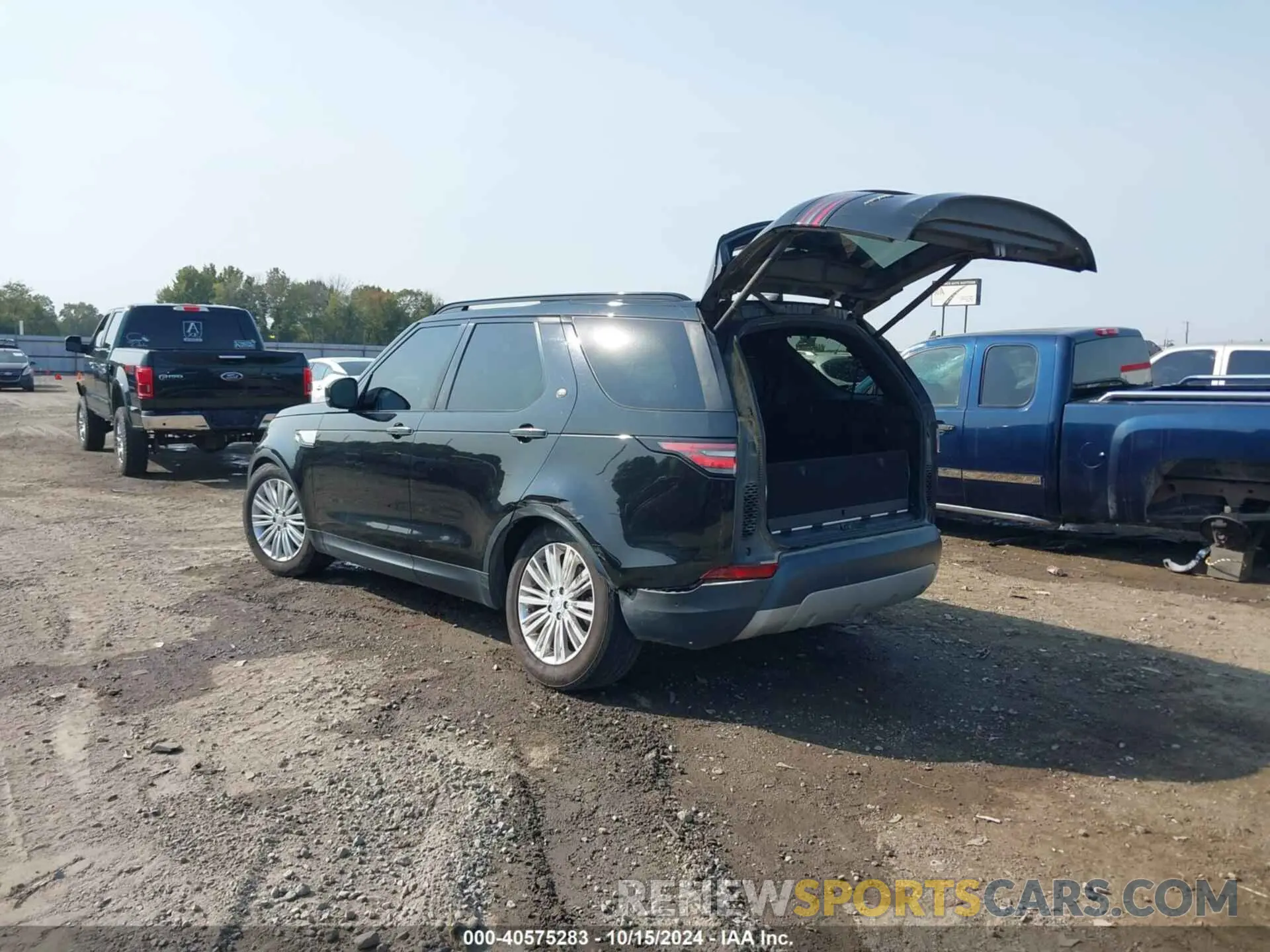 3 Photograph of a damaged car SALRT2RV1K2400299 LAND ROVER DISCOVERY 2019