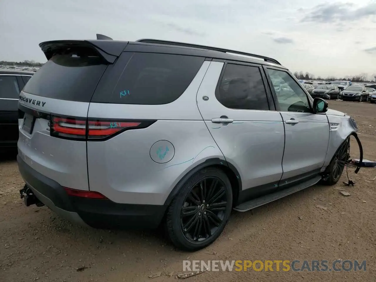 3 Photograph of a damaged car SALRT2RV3K2400921 LAND ROVER DISCOVERY 2019