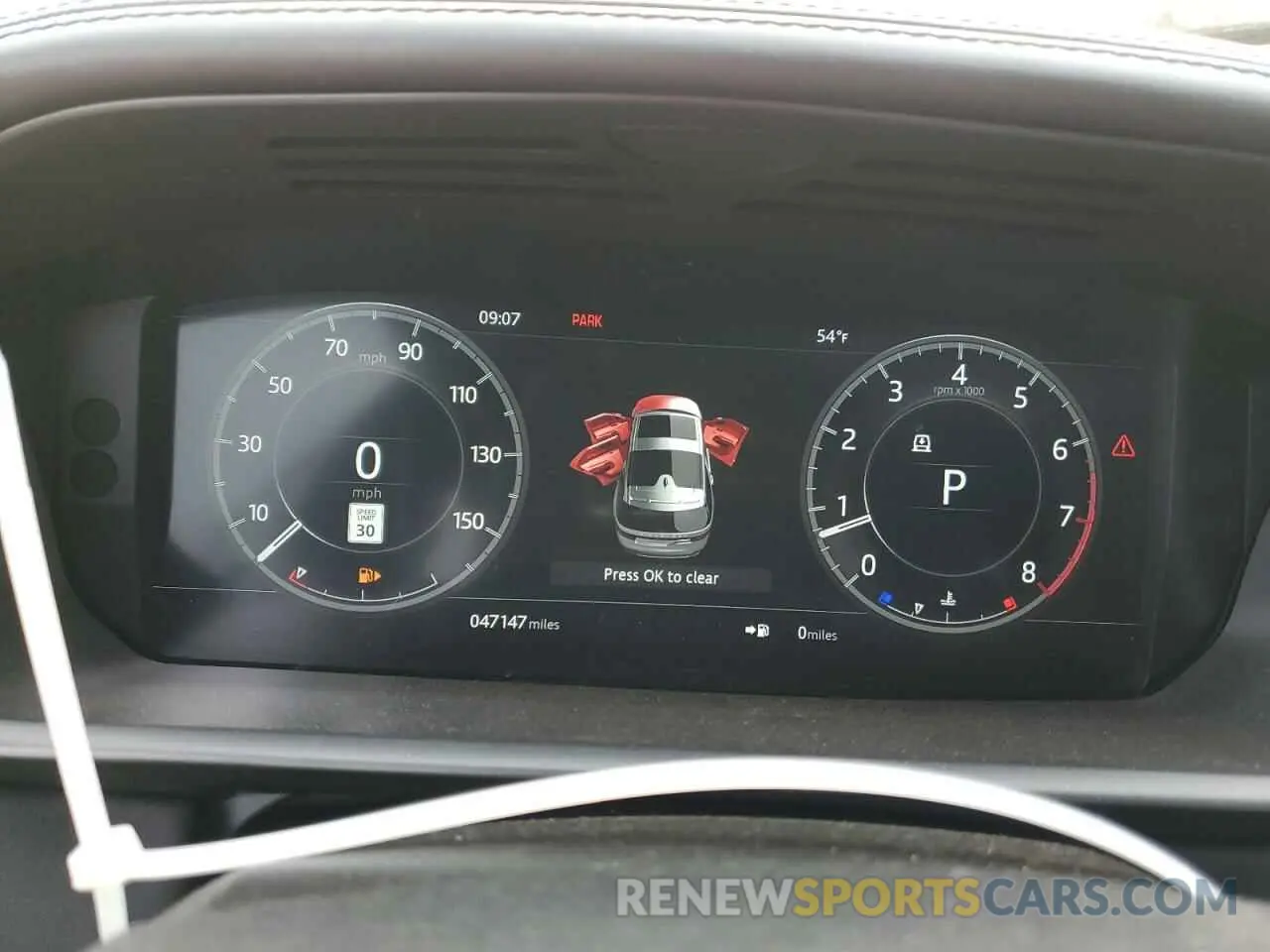 9 Photograph of a damaged car SALRT2RV3K2400921 LAND ROVER DISCOVERY 2019