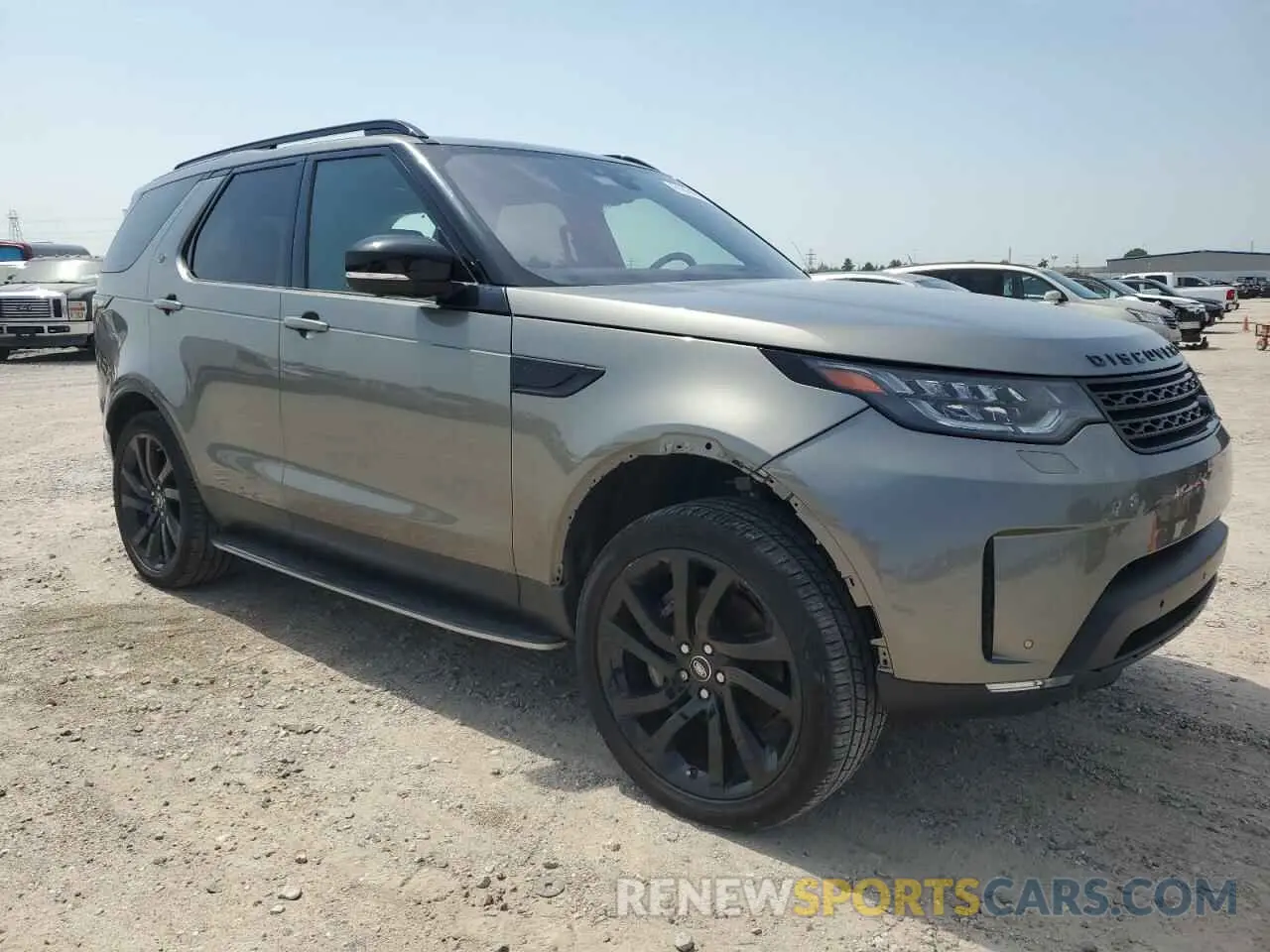 4 Photograph of a damaged car SALRT2RV3KA094809 LAND ROVER DISCOVERY 2019