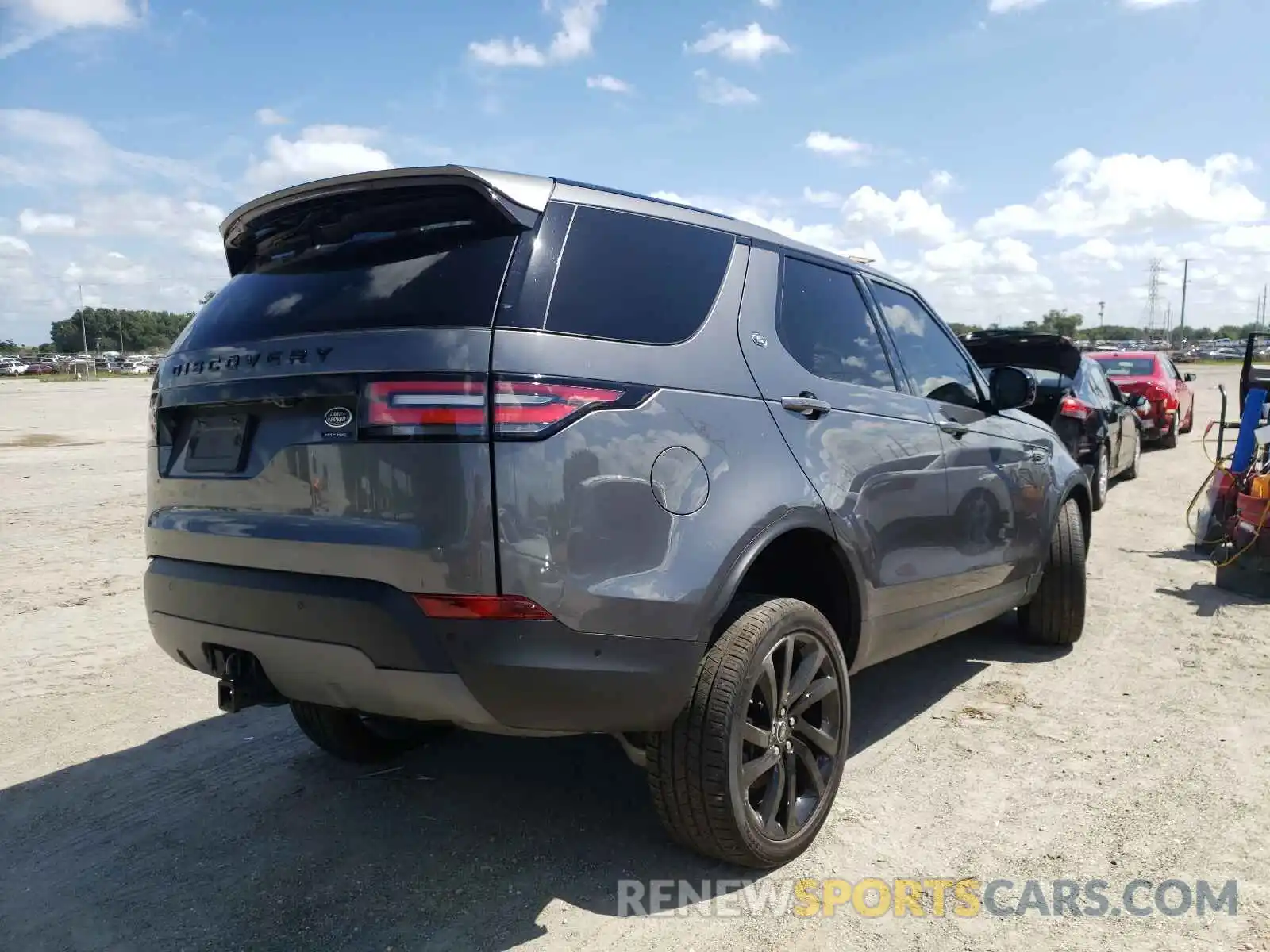 4 Photograph of a damaged car SALRT2RV6K2401285 LAND ROVER DISCOVERY 2019