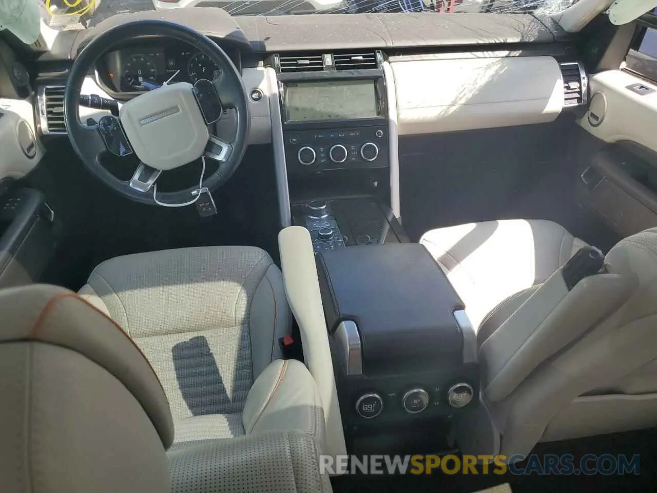 8 Photograph of a damaged car SALRT2RV8KA087077 LAND ROVER DISCOVERY 2019