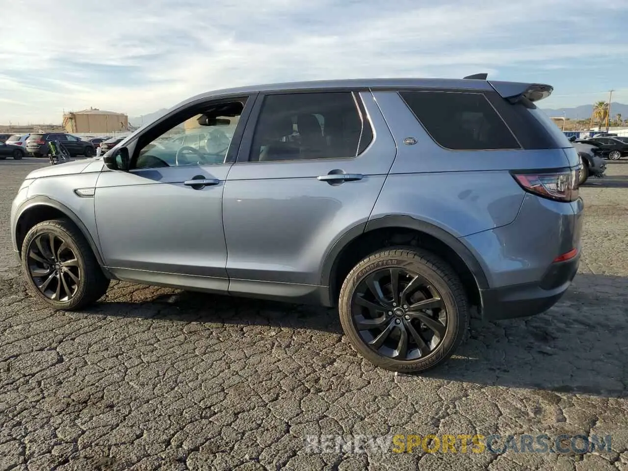 2 Photograph of a damaged car SALCJ2FX1LH846856 LAND ROVER DISCOVERY 2020