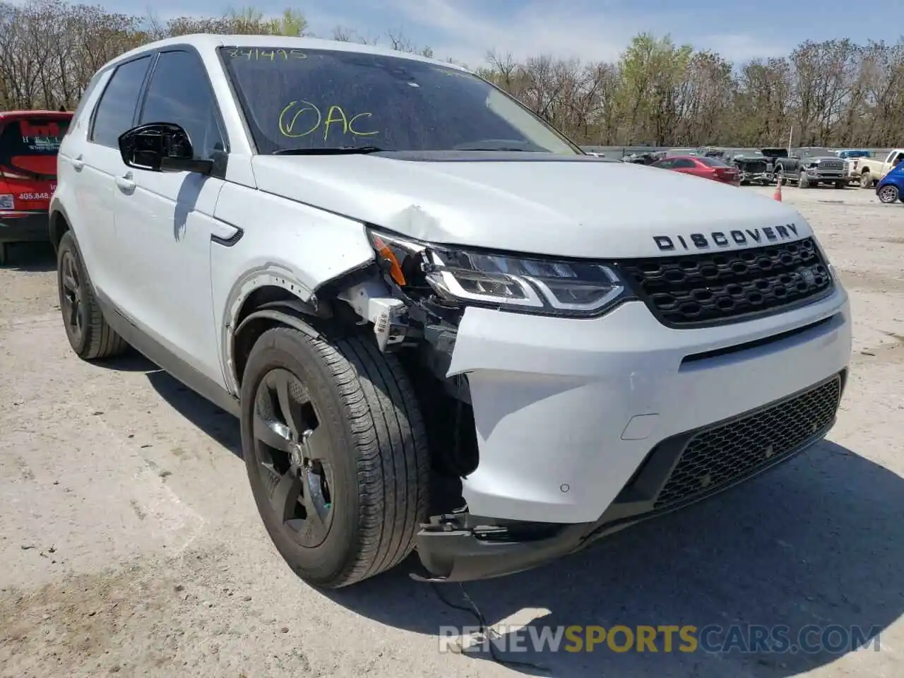 1 Photograph of a damaged car SALCJ2FX3LH841495 LAND ROVER DISCOVERY 2020