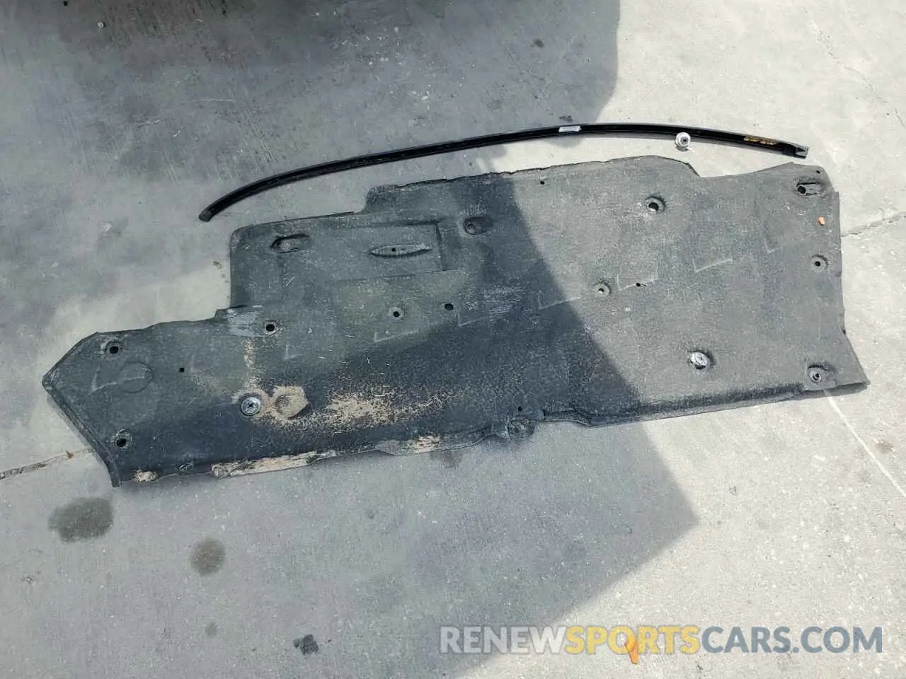 13 Photograph of a damaged car SALCJ2FX5LH860971 LAND ROVER DISCOVERY 2020