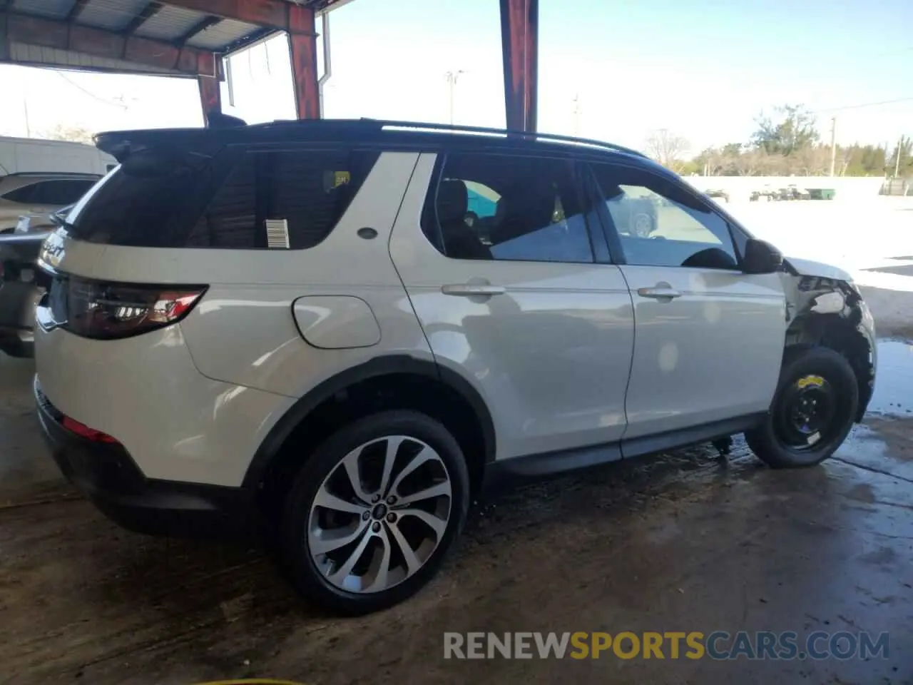 3 Photograph of a damaged car SALCJ2FX6LH840373 LAND ROVER DISCOVERY 2020
