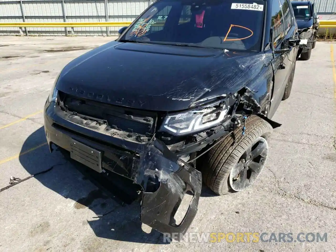 9 Photograph of a damaged car SALCJ2FX6LH863068 LAND ROVER DISCOVERY 2020