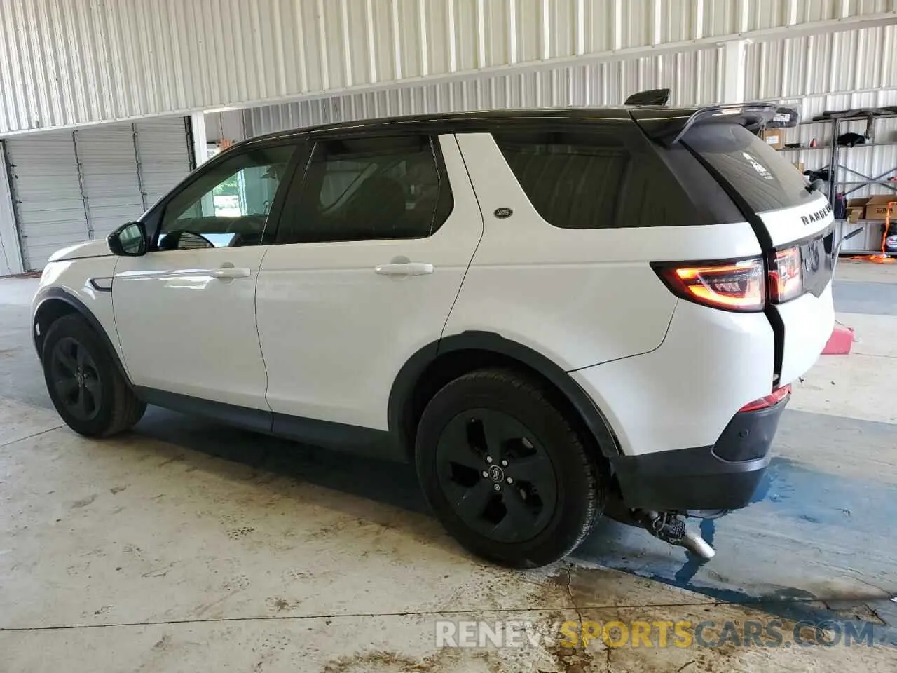 2 Photograph of a damaged car SALCJ2FX7LH847199 LAND ROVER DISCOVERY 2020