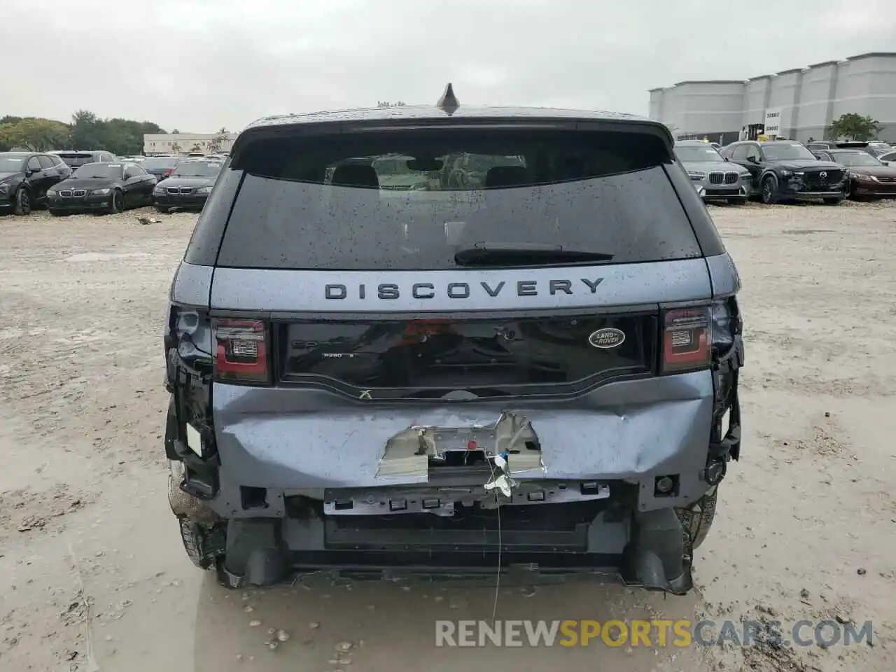 6 Photograph of a damaged car SALCJ2FX8LH861709 LAND ROVER DISCOVERY 2020