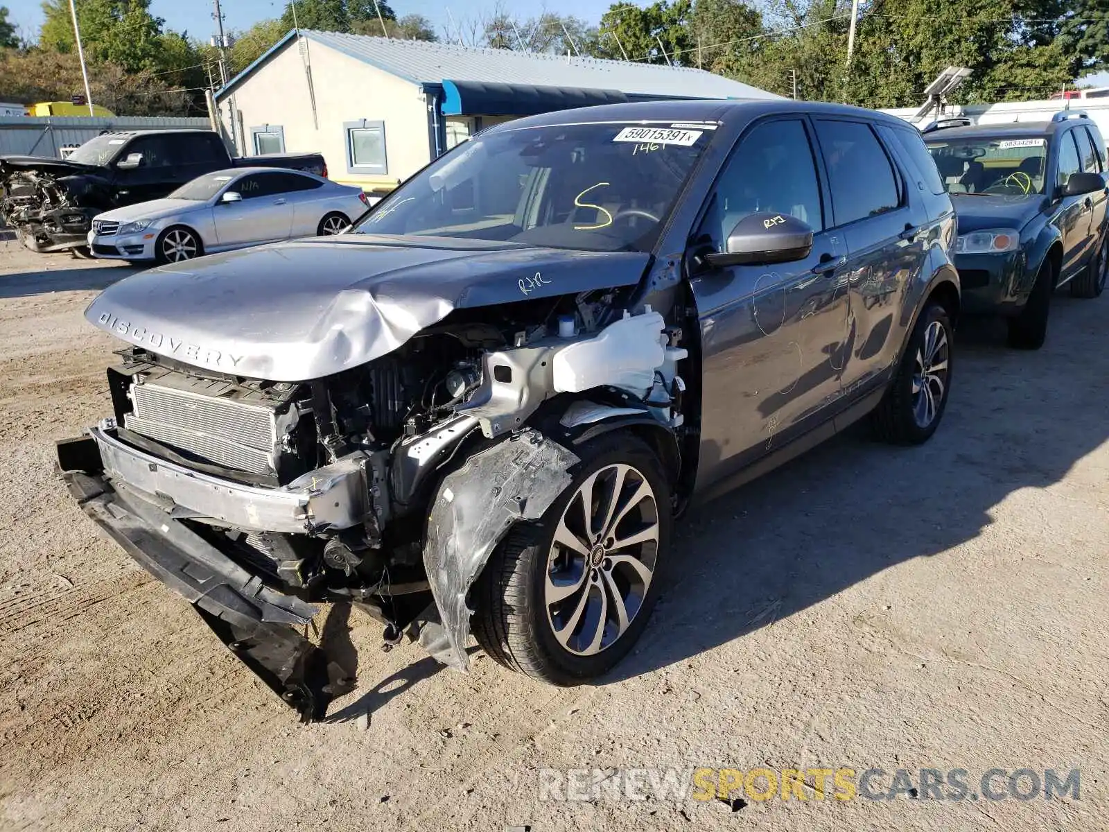 2 Photograph of a damaged car SALCJ2FX8LH866702 LAND ROVER DISCOVERY 2020