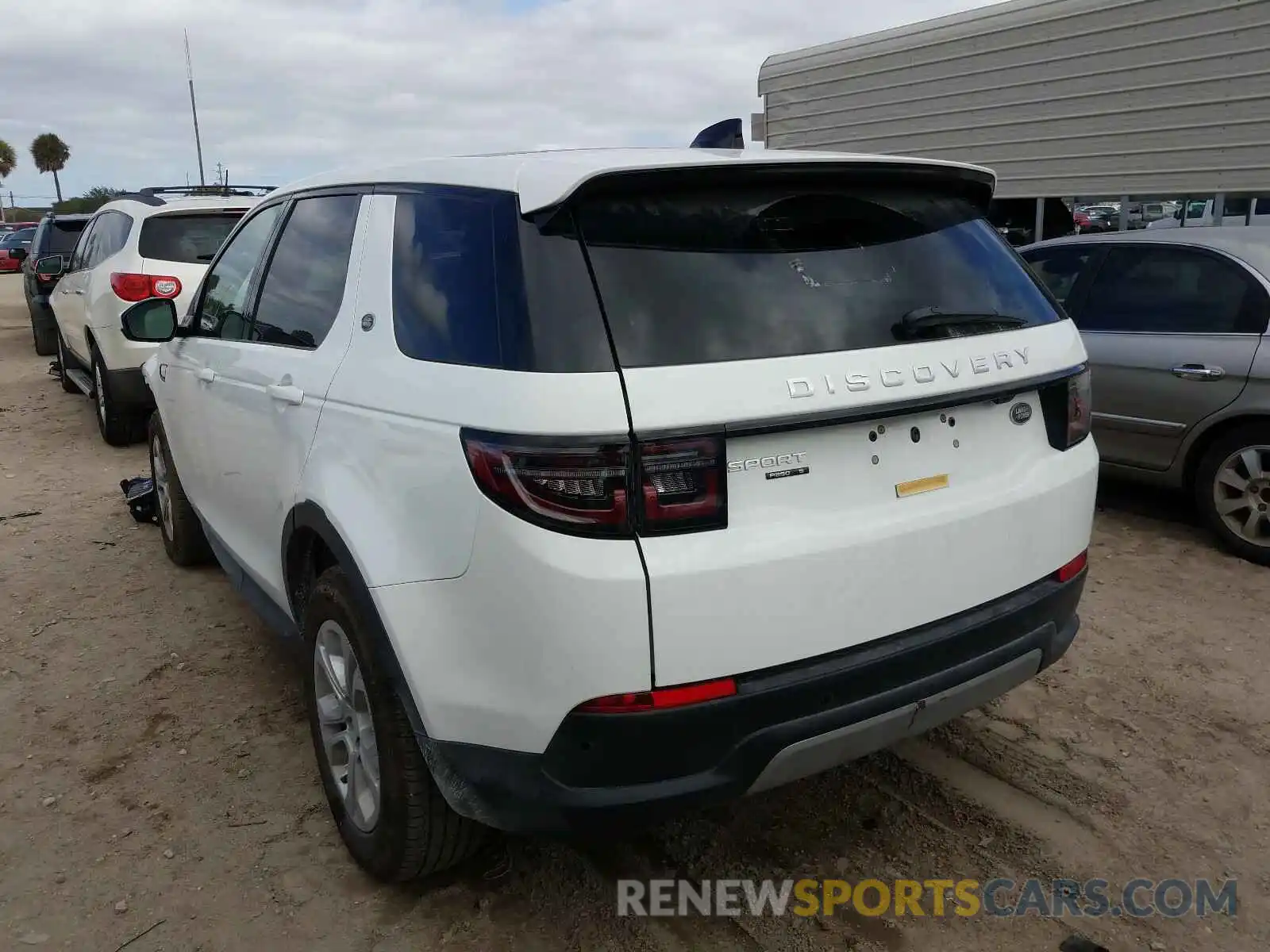 3 Photograph of a damaged car SALCJ2FX9LH850377 LAND ROVER DISCOVERY 2020