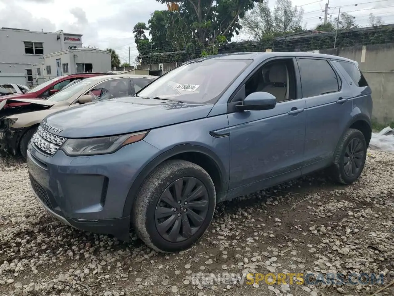 1 Photograph of a damaged car SALCK2FX0LH835571 LAND ROVER DISCOVERY 2020