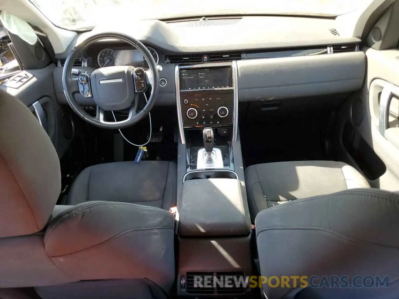 8 Photograph of a damaged car SALCK2FX0LH864682 LAND ROVER DISCOVERY 2020
