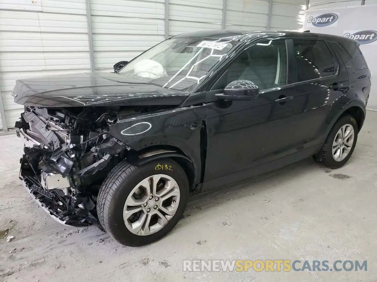 1 Photograph of a damaged car SALCK2FX1LH847700 LAND ROVER DISCOVERY 2020