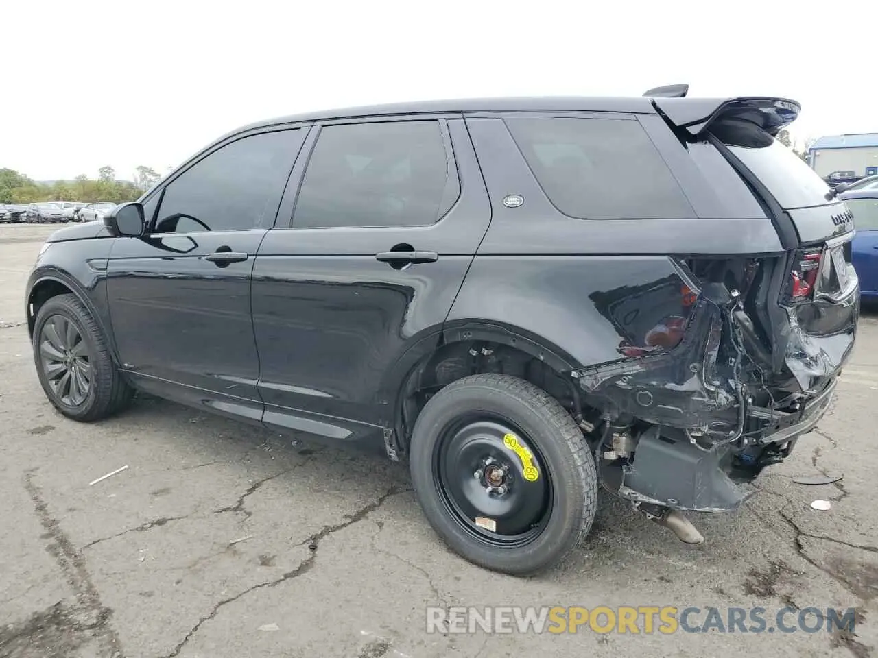 2 Photograph of a damaged car SALCL2FX1LH833311 LAND ROVER DISCOVERY 2020
