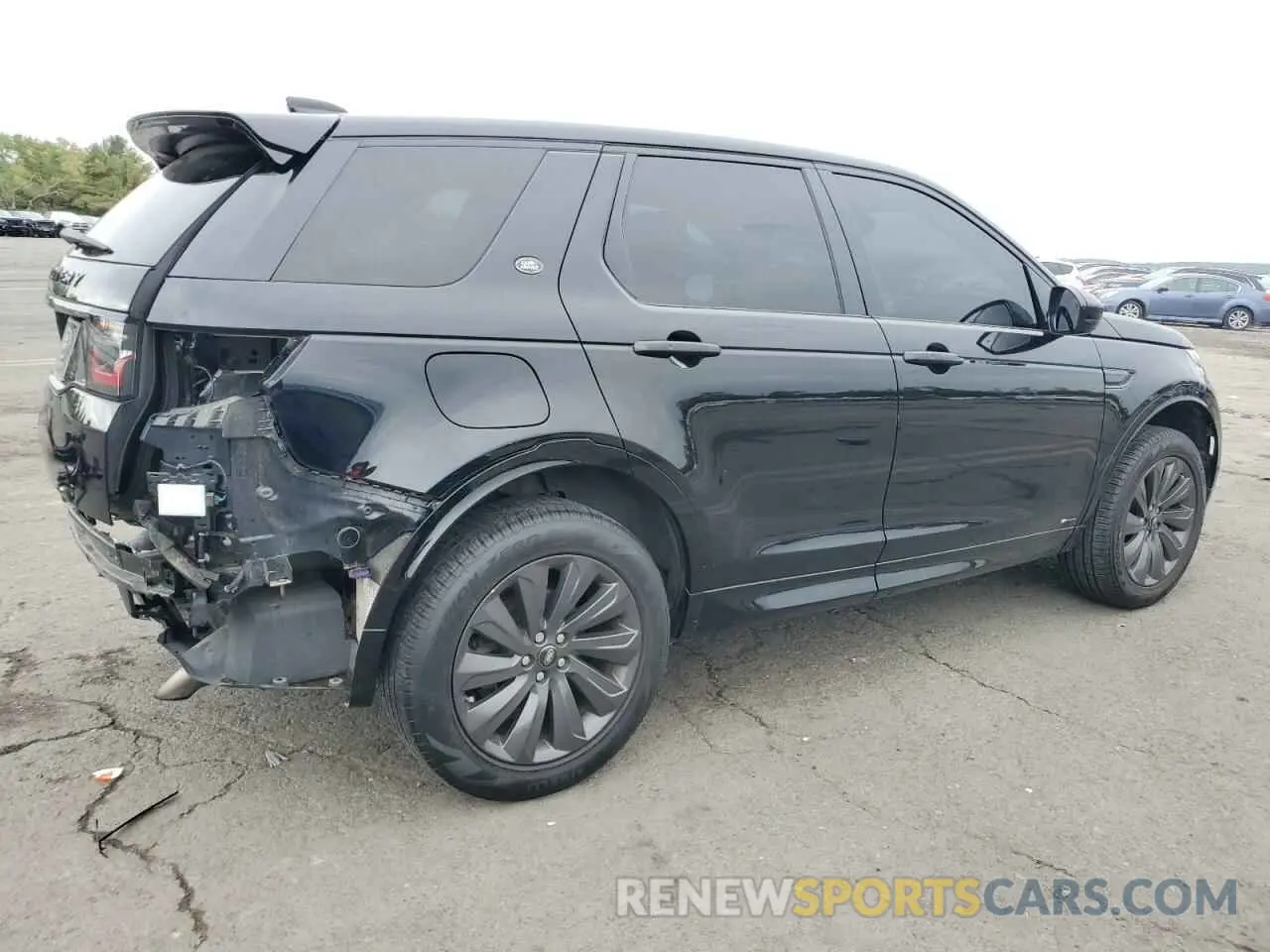 3 Photograph of a damaged car SALCL2FX1LH833311 LAND ROVER DISCOVERY 2020