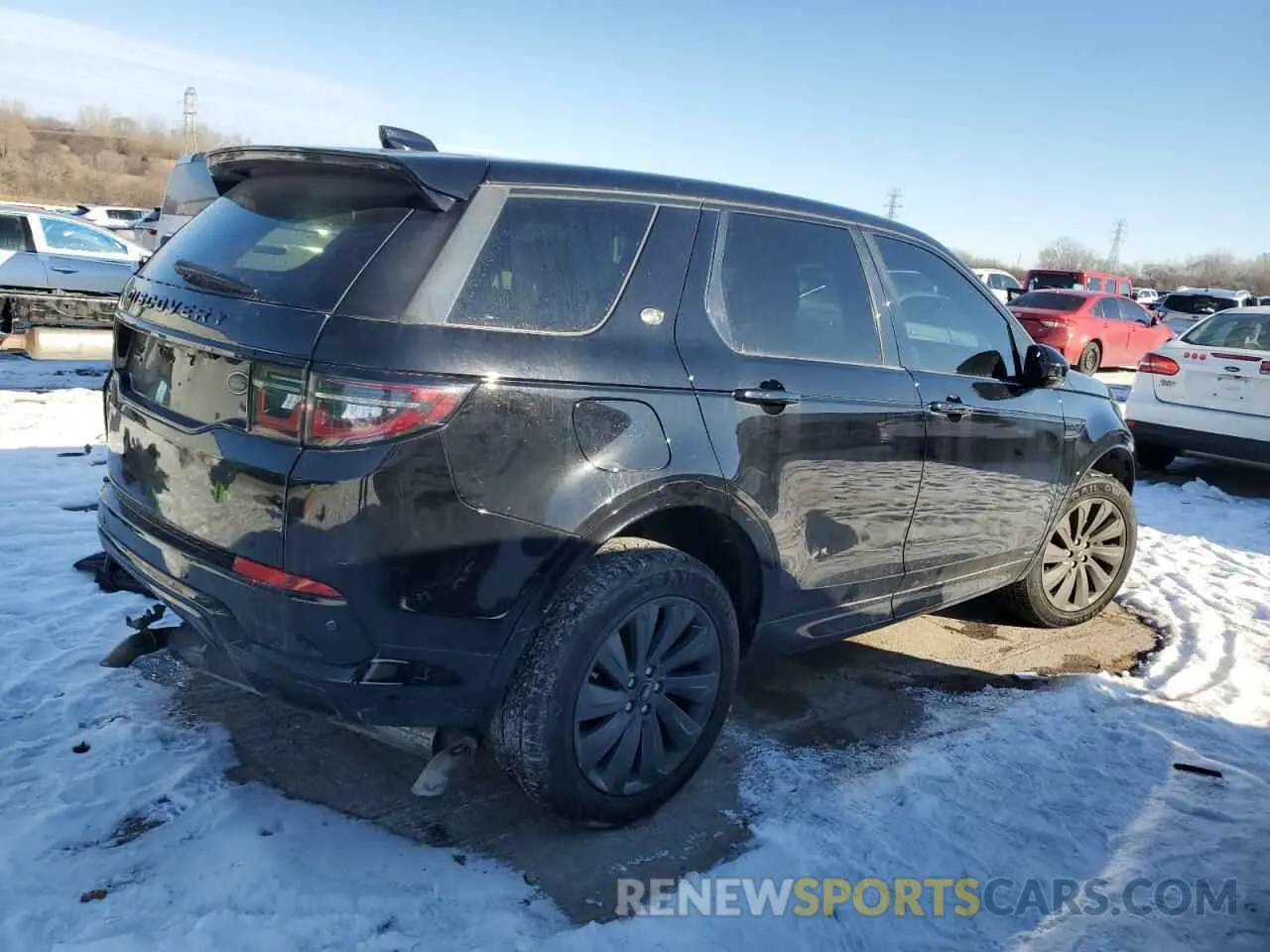 3 Photograph of a damaged car SALCL2FX1LH833423 LAND ROVER DISCOVERY 2020