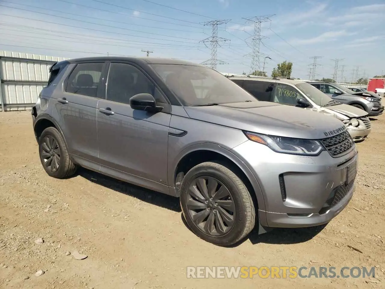 4 Photograph of a damaged car SALCL2FX6LH880205 LAND ROVER DISCOVERY 2020