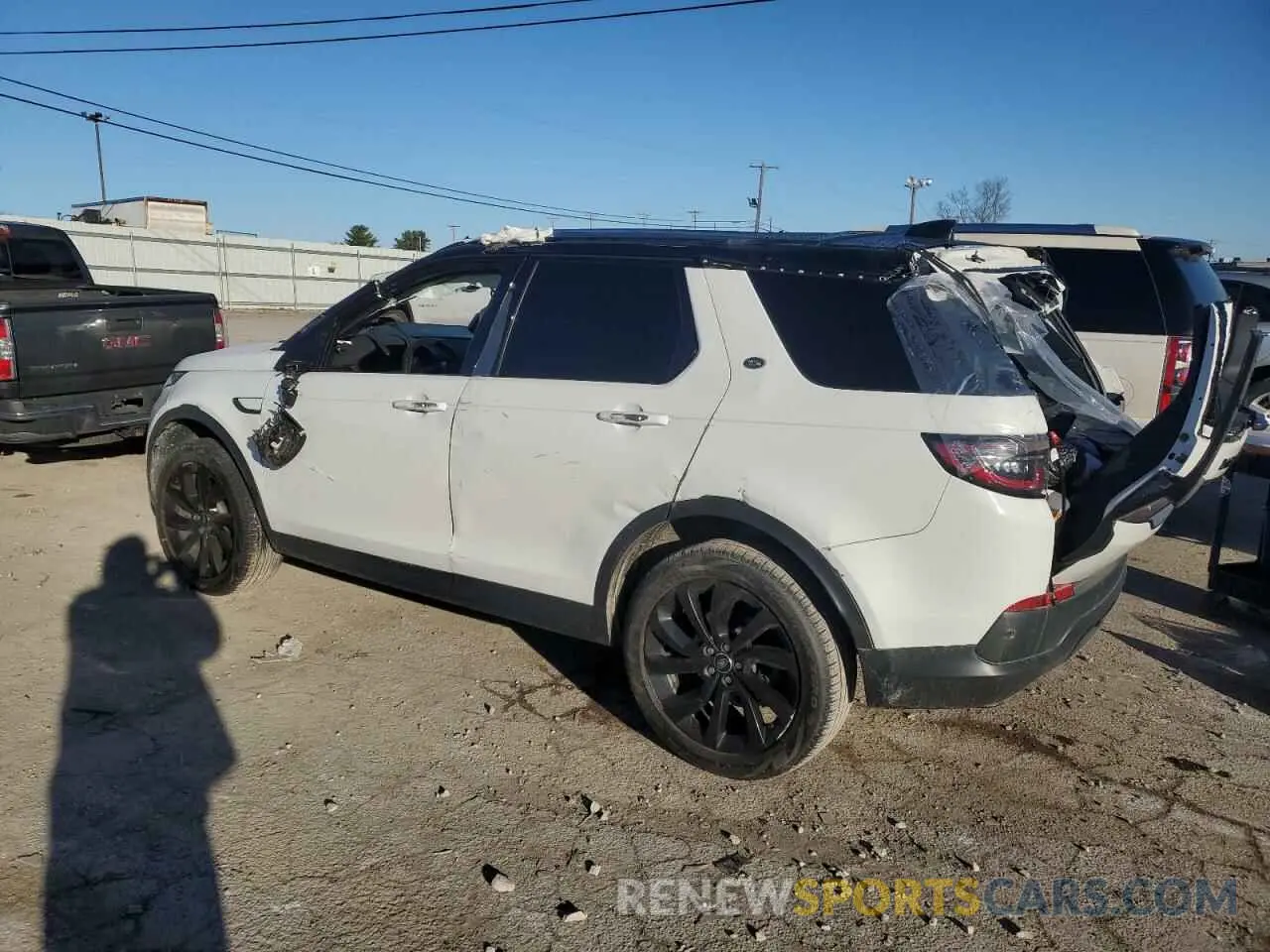 2 Photograph of a damaged car SALCP2FX1LH860772 LAND ROVER DISCOVERY 2020