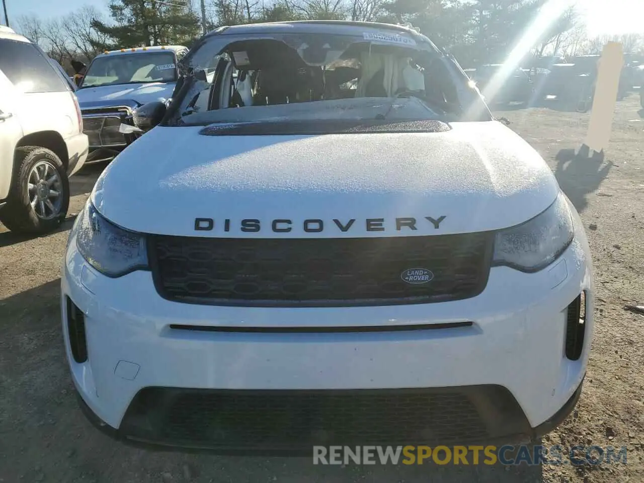 5 Photograph of a damaged car SALCP2FX1LH860772 LAND ROVER DISCOVERY 2020