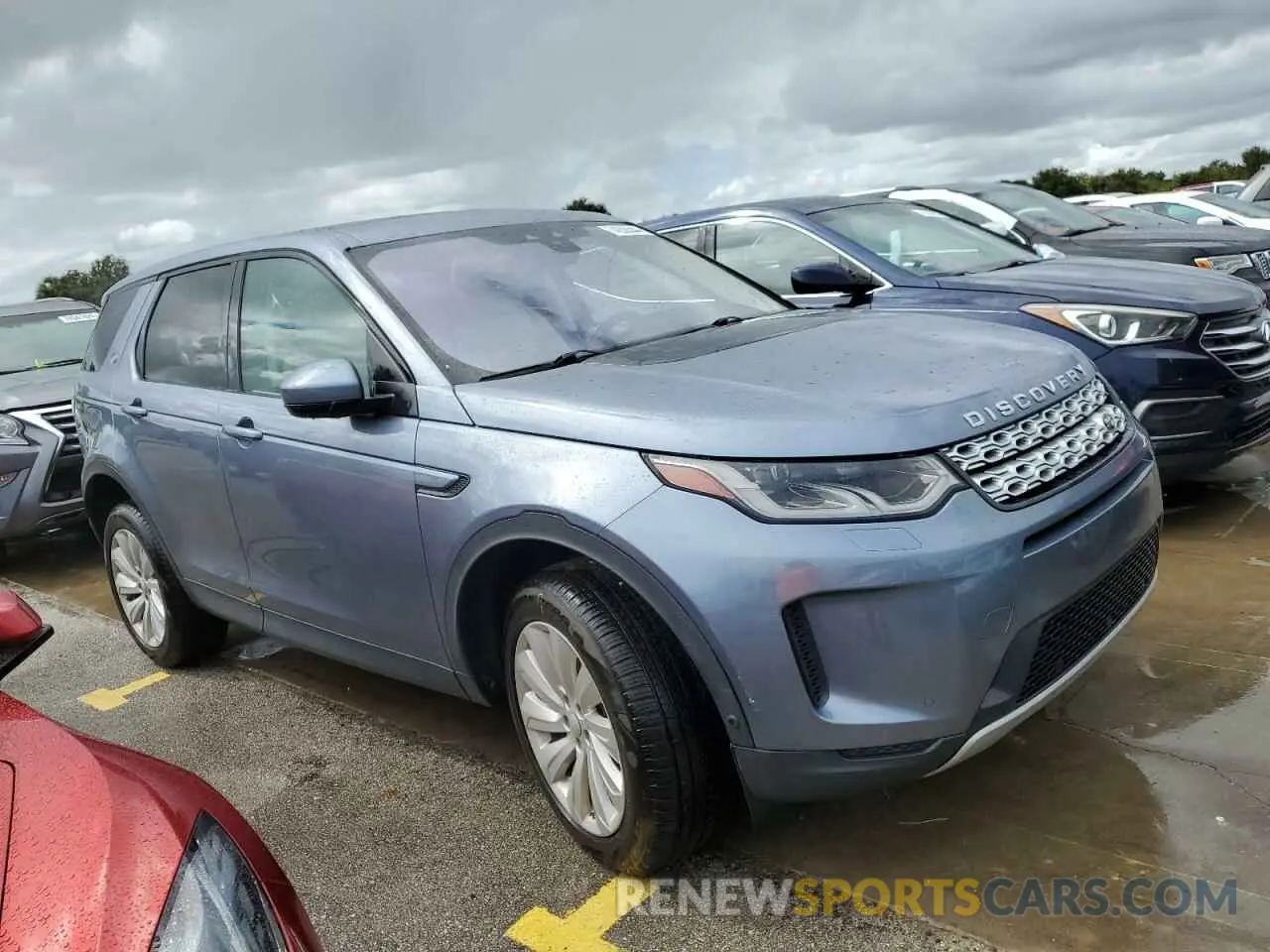 4 Photograph of a damaged car SALCP2FX6LH858466 LAND ROVER DISCOVERY 2020