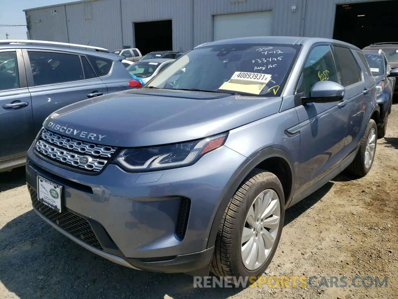 2 Photograph of a damaged car SALCP2FX9LH833495 LAND ROVER DISCOVERY 2020