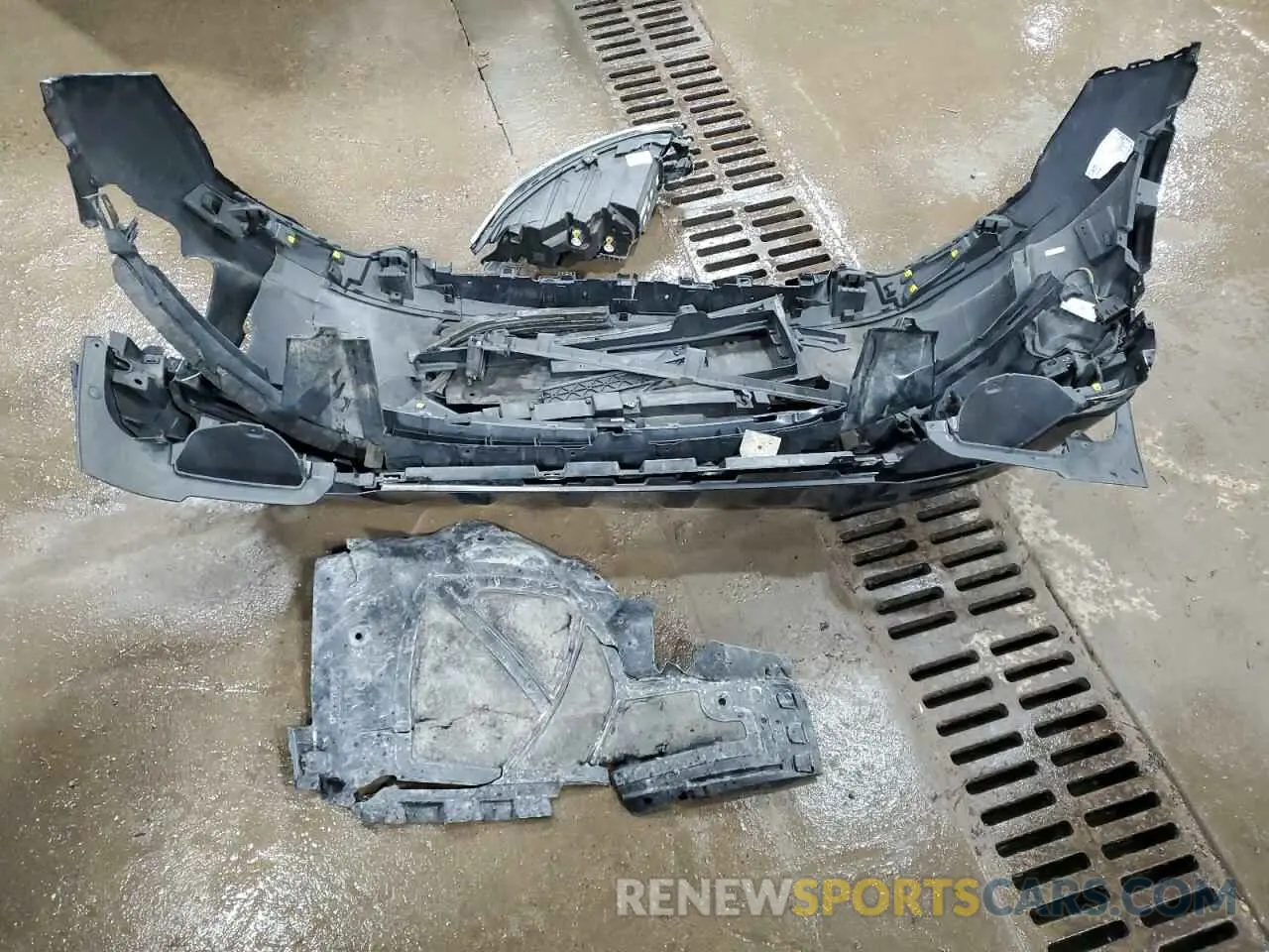 13 Photograph of a damaged car SALCT2FX4LH846862 LAND ROVER DISCOVERY 2020