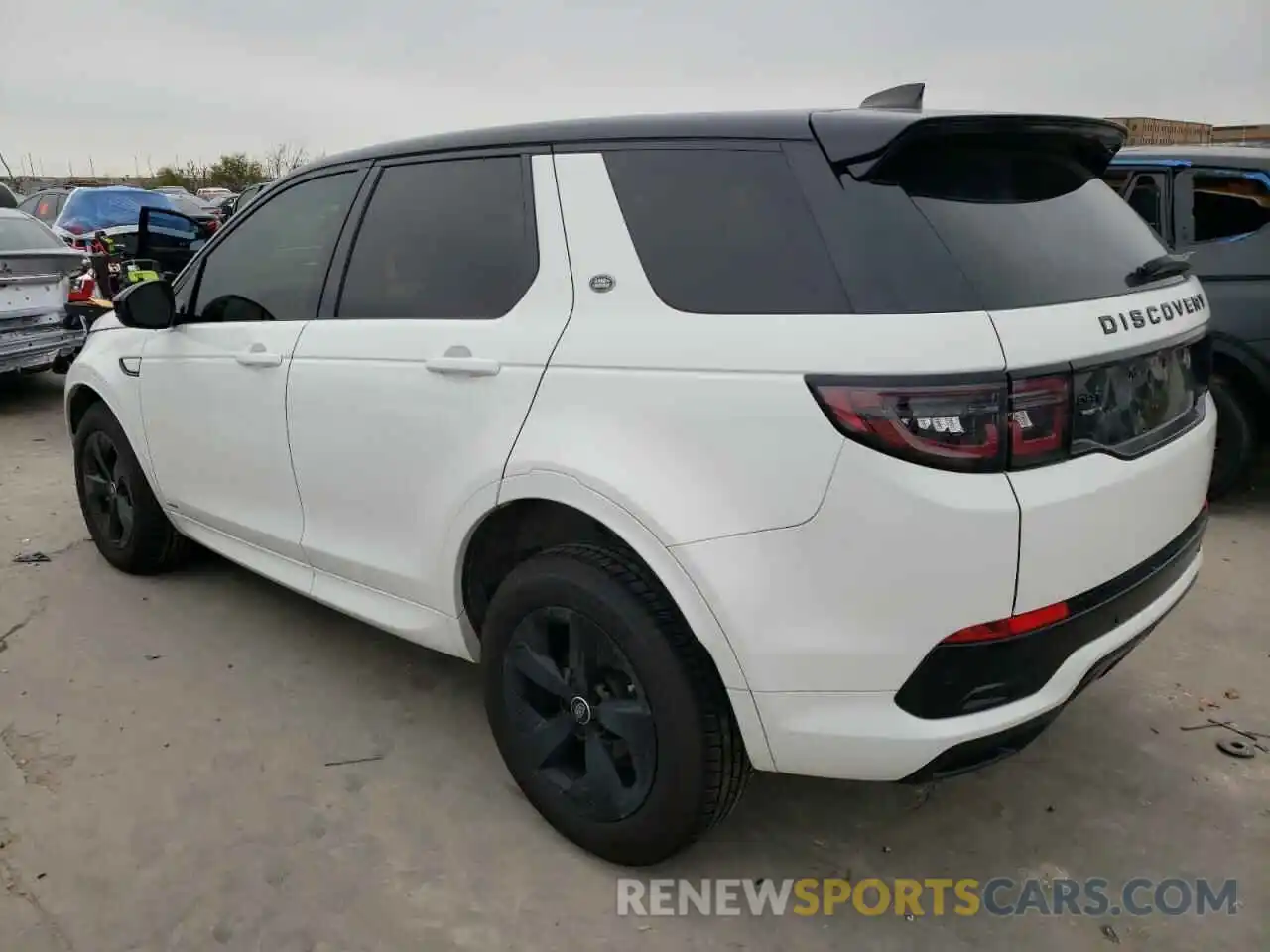 2 Photograph of a damaged car SALCT2FX5LH847101 LAND ROVER DISCOVERY 2020