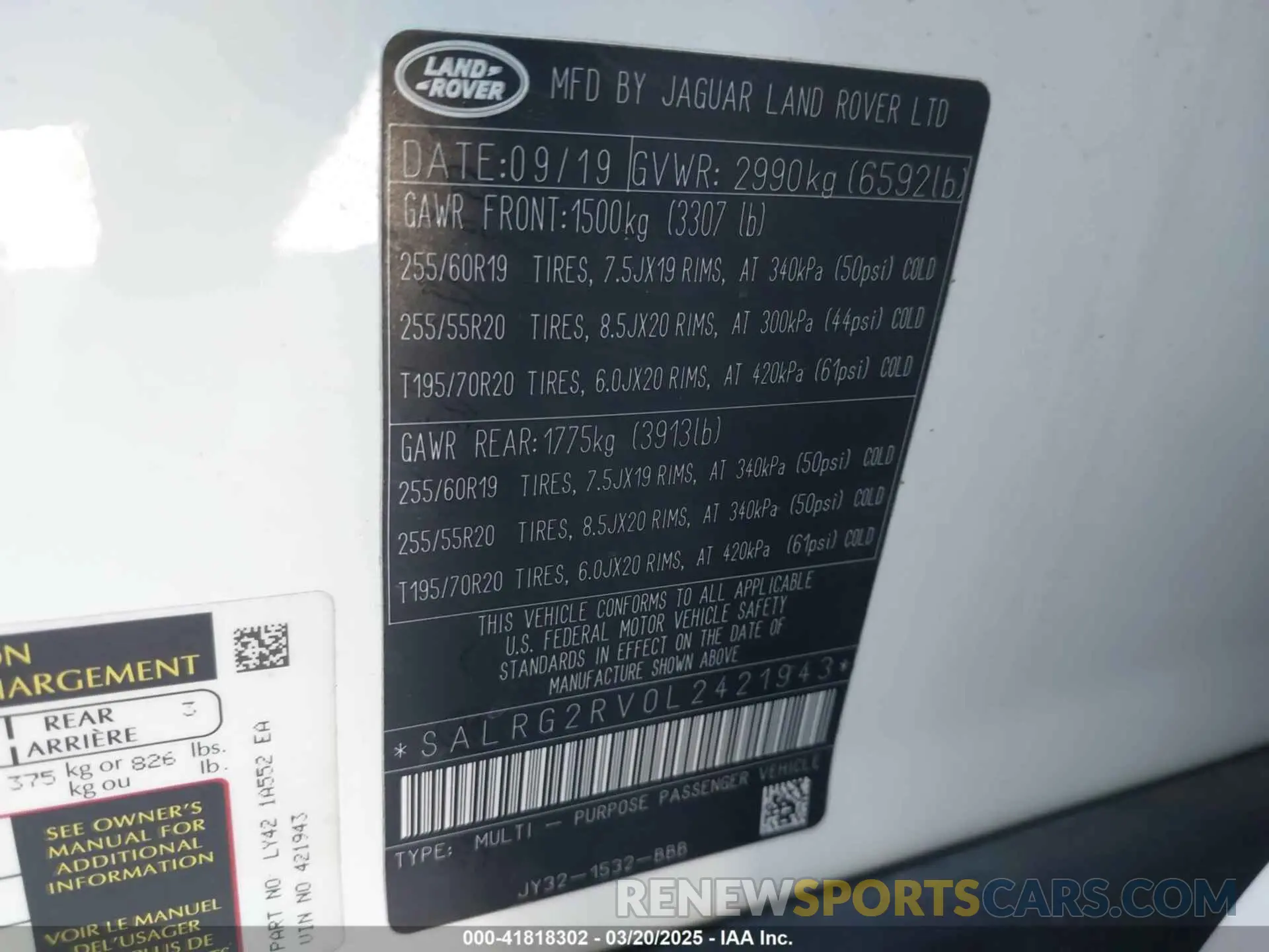 9 Photograph of a damaged car SALRG2RV0L2421943 LAND ROVER DISCOVERY 2020