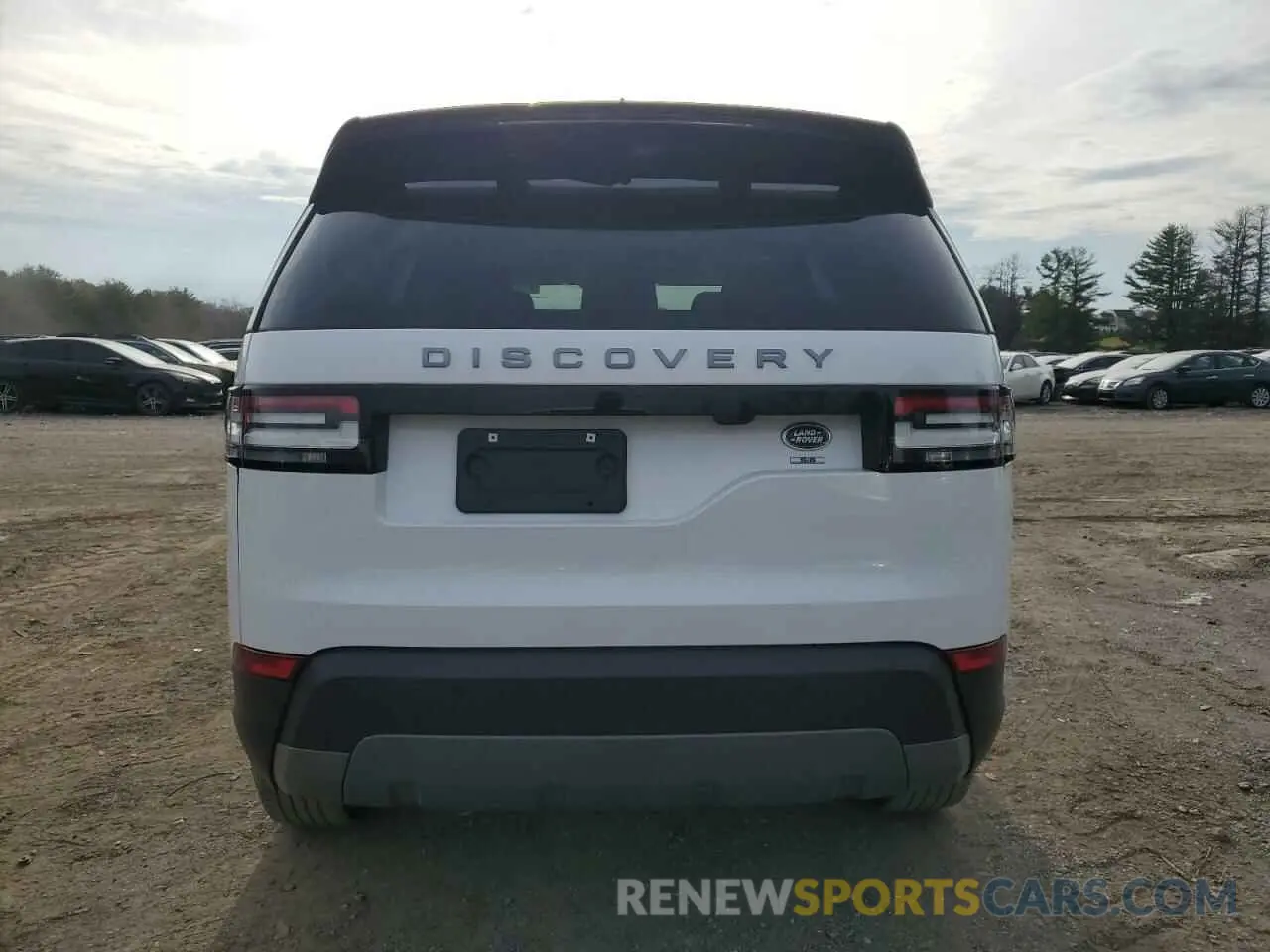 6 Photograph of a damaged car SALRG2RV0L2426088 LAND ROVER DISCOVERY 2020