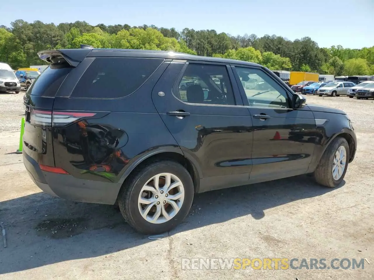 3 Photograph of a damaged car SALRG2RV1L2423197 LAND ROVER DISCOVERY 2020