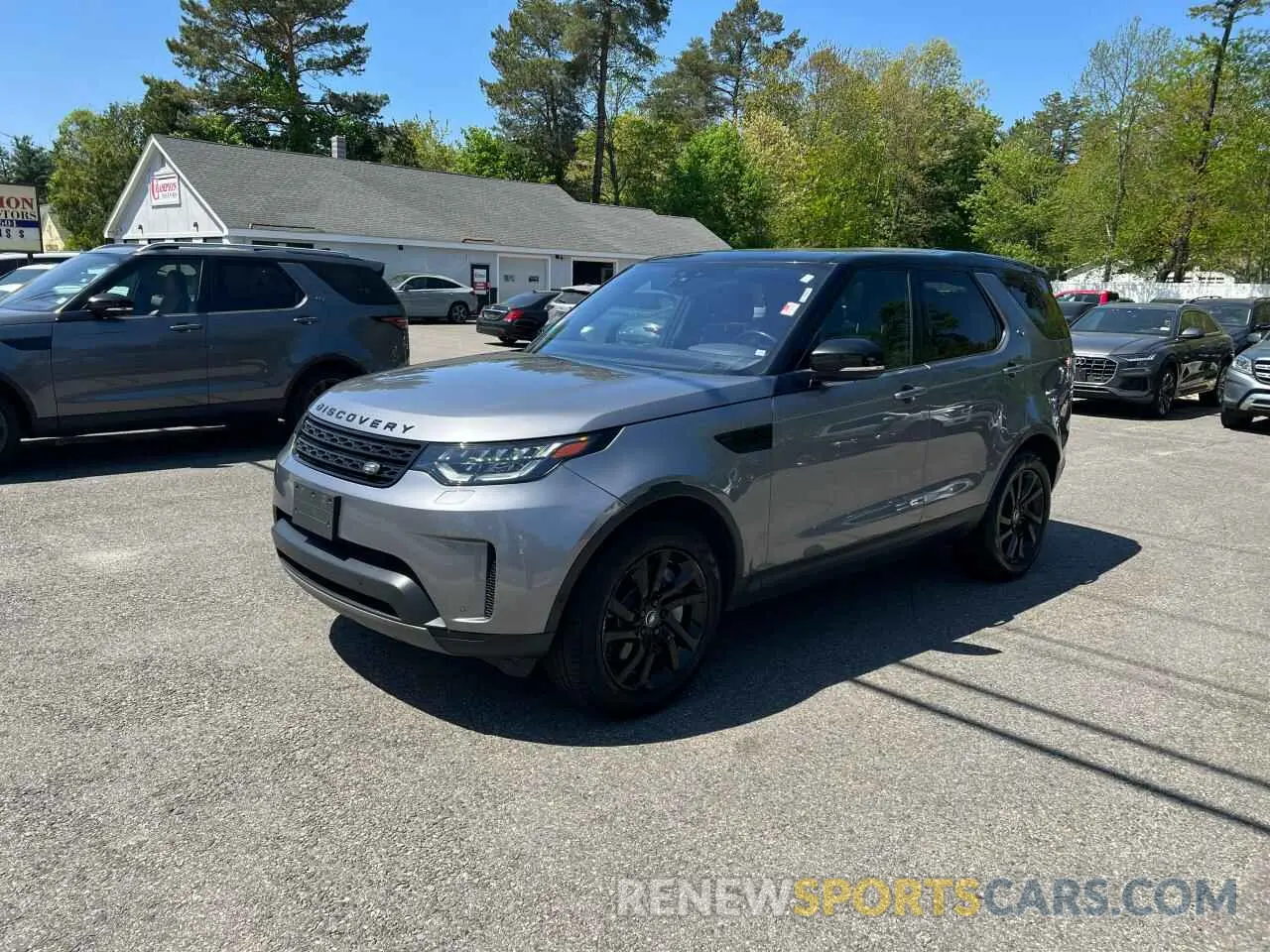 2 Photograph of a damaged car SALRG2RV2L2418929 LAND ROVER DISCOVERY 2020
